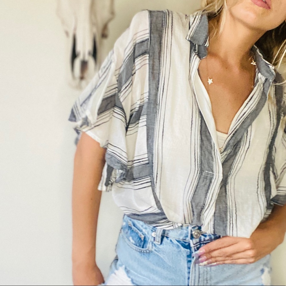 Lucky Brand Striped Ruffle Top - Picture 3 of 4